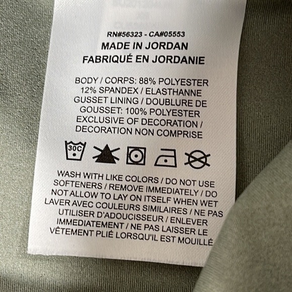 Nike Yoga Leggings Women's Running Training 3/4 Length CU5360-073 NWT XS - Picture 12 of 14